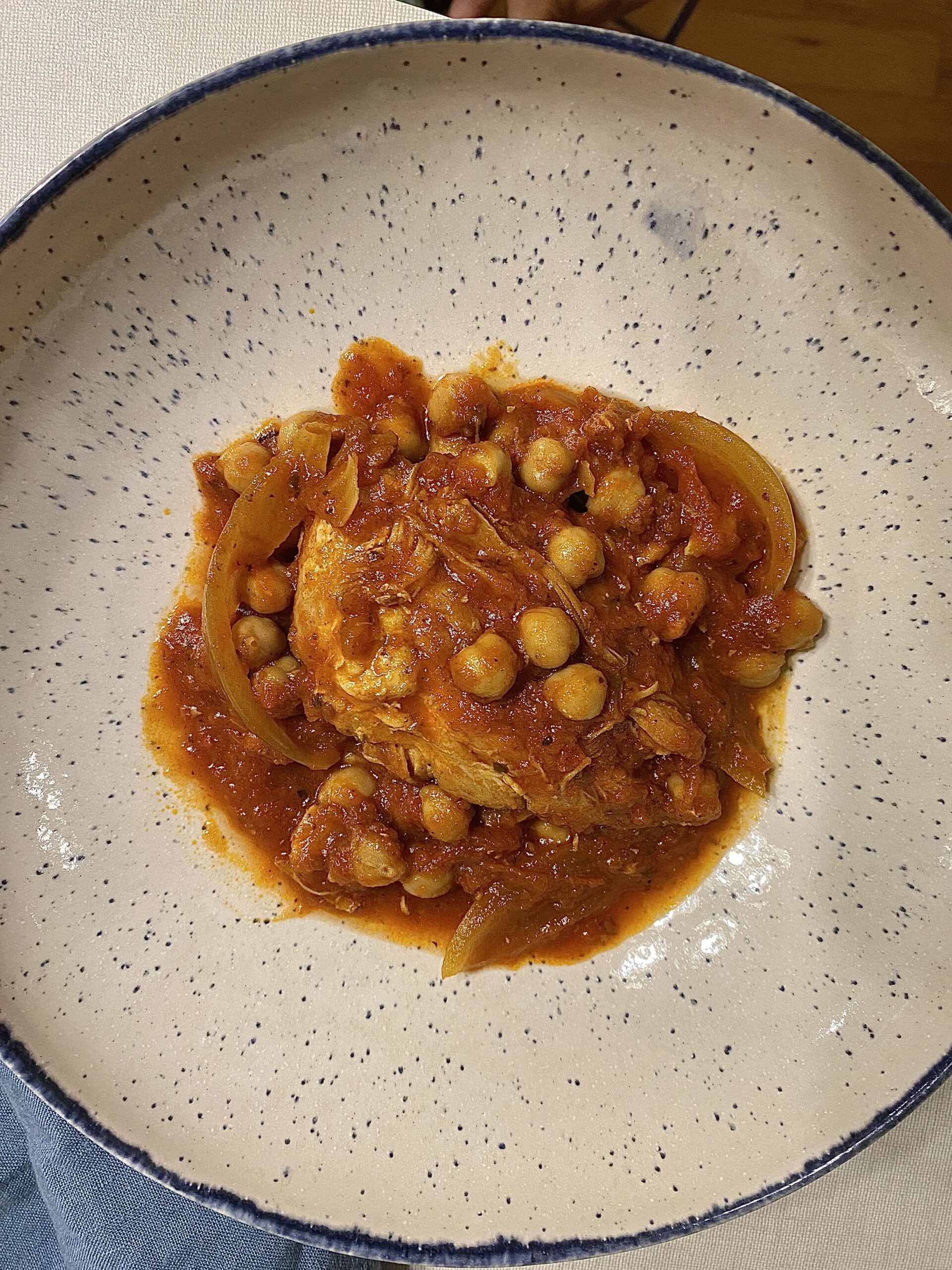 Private Yoga Instructor Santa Monica Los Angeles Chicken & Chickpea Marinara